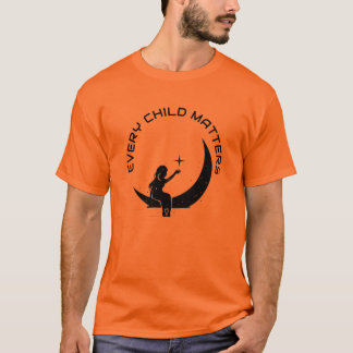 Child on Moon Every Child Matters Tシャツ