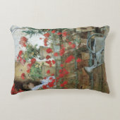 Childe Hasssamによるジェラニウム、ヴィンテージ印象主義 アクセントクッション (正面)