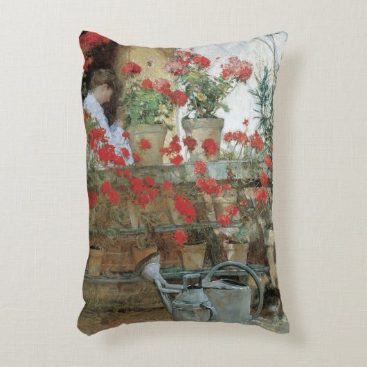 Childe Hasssamによるジェラニウム、ヴィンテージ印象主義 アクセントクッション (正面(垂直))