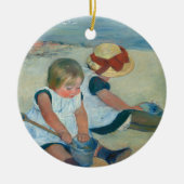 Children on the Beach | Mary Cassatt Postcard セラミックオーナメント (正面)