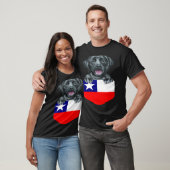 Chile Flag Black Labrador Retriever Dog In Pocket Tシャツ (ユニセックス)
