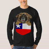 Chile Flag Leonberger Dog In Pocket Tシャツ (正面)
