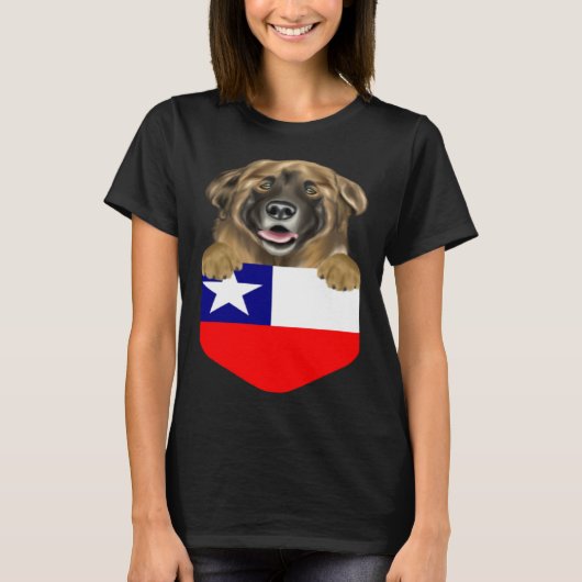 Chile Flag Leonberger Dog In Pocket Tシャツ (正面)