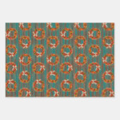 Chile Pepper Wreaths on Rustic Wood Pattern  ラッピングペーパーシート (正面3)