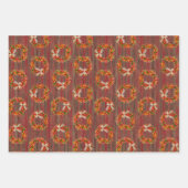 Chile Pepper Wreaths on Rustic Wood Pattern  ラッピングペーパーシート (正面2)