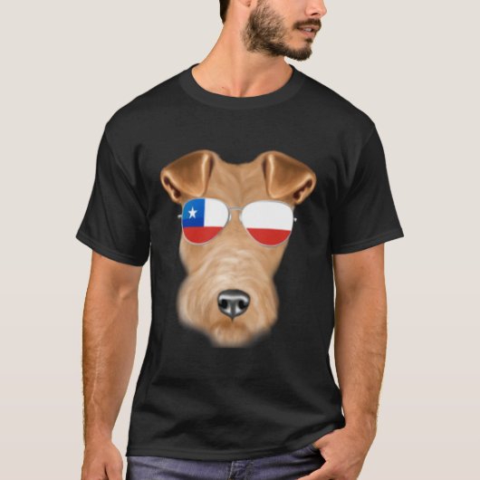 Chilean Flag Wire Fox Terrier Dog Chile Pocket Tシャツ (正面)