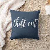 Chill Out Throw Pillow Indigo Blue White クッション (ブランケット)