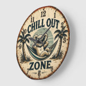 Chill Out Zone Funny Koala ラージ壁時計 (傾斜)
