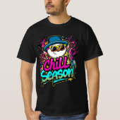 Chill Season – Relaxed Holiday Design Tシャツ (正面)