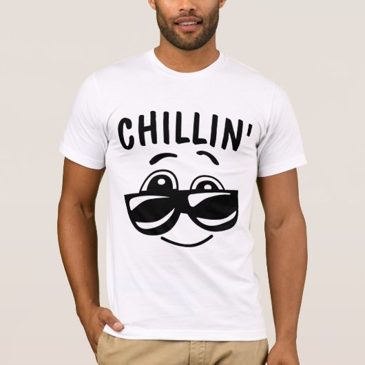 CHILLIN' おもしろTシャツ Tシャツ (正面)
