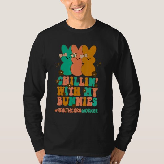 Chillin With My Bunnies医療従事者ナースEa Tシャツ (正面)