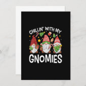 Chillin with My Gnomies Cute Three Gnomes Christma 招待状 (正面/裏面)