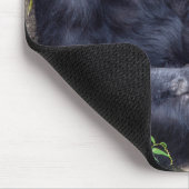 Chimpanzee Leaning On Rock マウスパッド (コーナー)