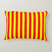 china kyrgyzstan spain flag stripes red yellow pat アクセントクッション (裏面)