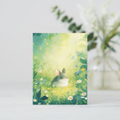 Chinchilla Sitting in Sunny Green Meadow ポストカード (スタンド正面)