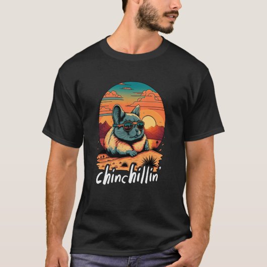Chinchillin' Retro Groovy Chinchilla  1 Tシャツ (正面)