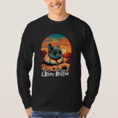 Chinchillin' Retro Groovy Chinchilla  1 Tシャツ (正面)
