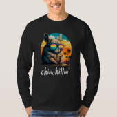 Chinchillin' Retro Groovy Chinchilla  4 Tシャツ (正面)