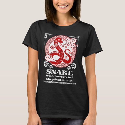 Chinese Zodiac Snake Personality Tシャツ (正面)