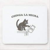 Chinga La Migra Immigration Abolish Ice Funny Cat  マウスパッド (正面)