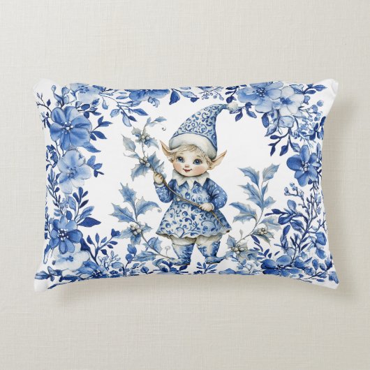 Chinoiserie Blue White Floral Christmas Elf アクセントクッション (正面)