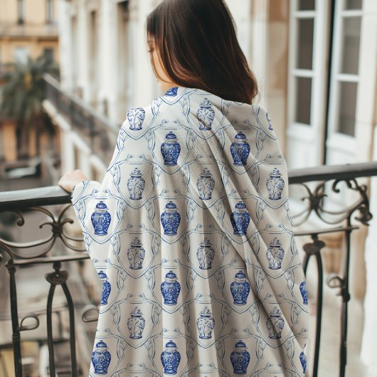 Chinoiserie Ginger Jar Monogram  フリースブランケット