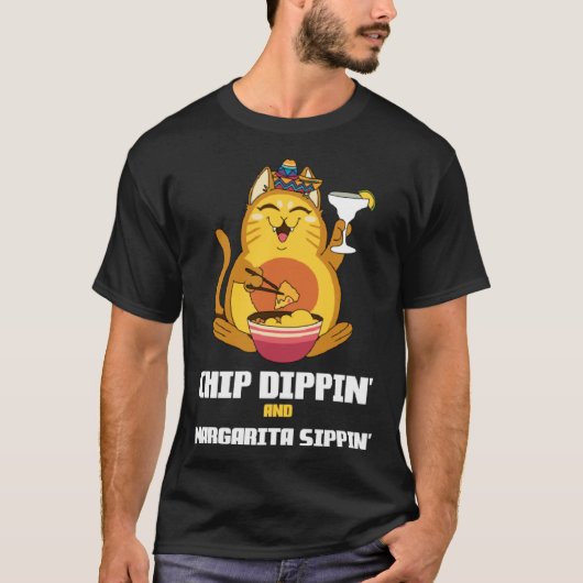 Chip Dippin Margarita Sippin Cat Alcohol Cocktail  Tシャツ (正面)