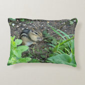 Chipmunk Photo In The Garden Eating Seeds アクセントクッション (裏面)