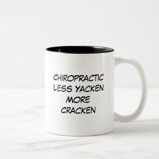 ChiropracticLess YackenMore Cracken ツートーンマグカップ (右)