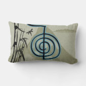 Cho Ku Reiの霊気山 ランバークッション (裏面)