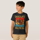 Chocolate Heals The Soul Funny Chocolate Lovers Re Tシャツ (正面フル)