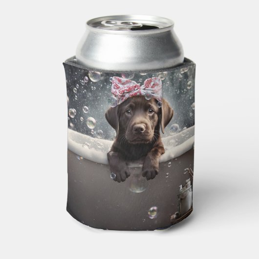Chocolate Labrador Puppy Dog Spa Cute 缶クーラー (缶裏面)