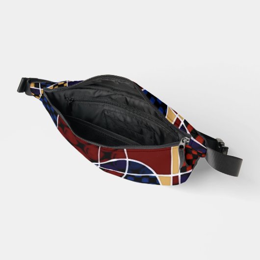 Chris Likes It ファニーパック (見開き)