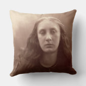 Christabelのc.1867 5月Prinsep、(セピア色のポートレート クッション (裏面)