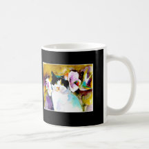 "Christeveハチドリ"のプリントを持つ猫