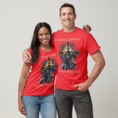 Christian Lion He Who Kneels Before God Can Stand  Tシャツ (ユニセックス)