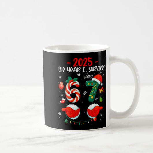 Christmas 2025 The Year I Barely Survived Six Seve コーヒーマグカップ (右)