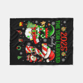 Christmas 2025 The Year I Barely Survived Six Seve フリースブランケット (正面(横))