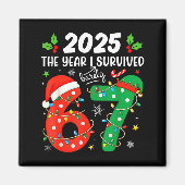 Christmas 2025 The Year I Barely Survived Six Seve マグネット (正面)