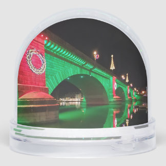 Christmas at the London Bridge in Lake Havasu