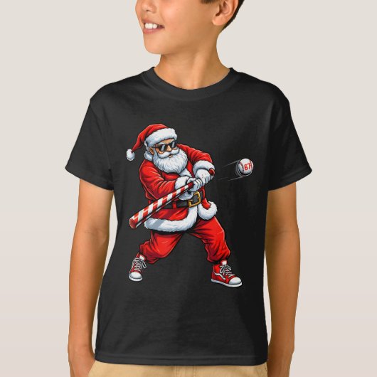 Christmas Baseball Player Santa Funny Xmas Boys Me Tシャツ (正面)