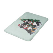 Christmas Bernese Mountain Dogs バスマット (アングル)