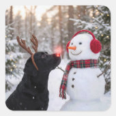 Christmas Black Labrador Retriever with Snowman スクエアシール (正面)