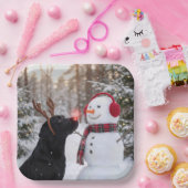 Christmas Black Labrador Retriever with Snowman ペーパープレート (パーティー)