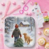 Christmas Boy In Snowflakes With Pine Tree and Dog ペーパープレート (パーティー)