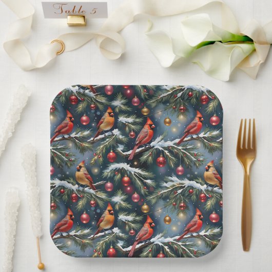 Christmas Cardinals On Snowy Branches & Ornaments ペーパープレート (ウェディング)