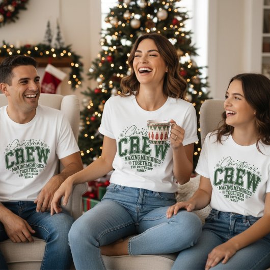 Christmas Crew Personalized Family Name トライブレンドＴシャツ