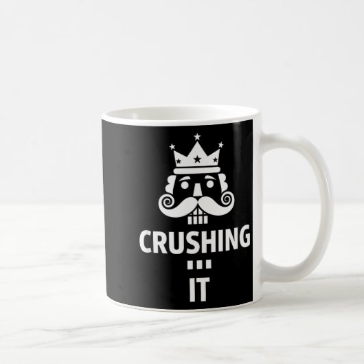 Christmas Crushing It Nutcracker - Funny Retro Ugl コーヒーマグカップ (右)