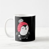Christmas Cute Baby Penguin Wearing Winter Hat W_e コーヒーマグカップ (左)