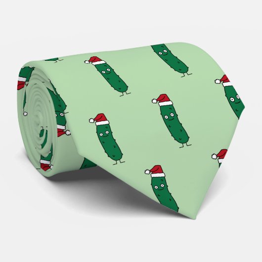 Christmas Dill Pickle wearing a Santa Hat ネクタイ (ロール)